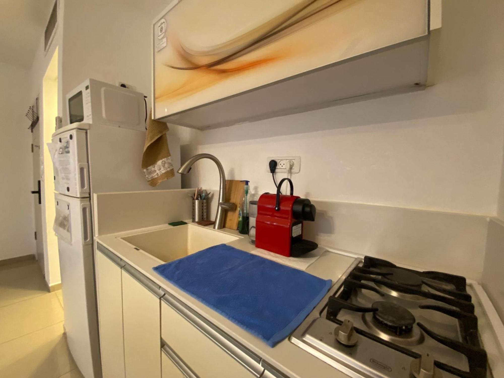 Seaside House & Free Parking Apartment